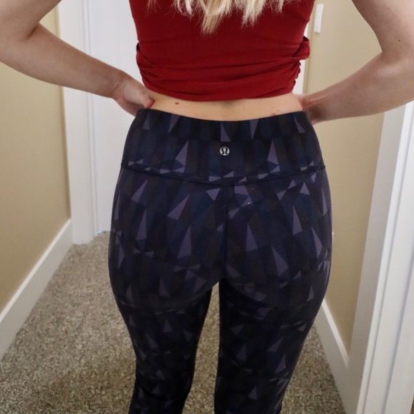 Lululemon leggings size 8 - Picture 2 of 14